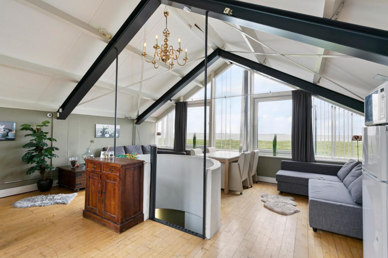 Mooi Huis Met Zeezicht Aan Strand Bed En Breakfast Yerseke Esterno foto