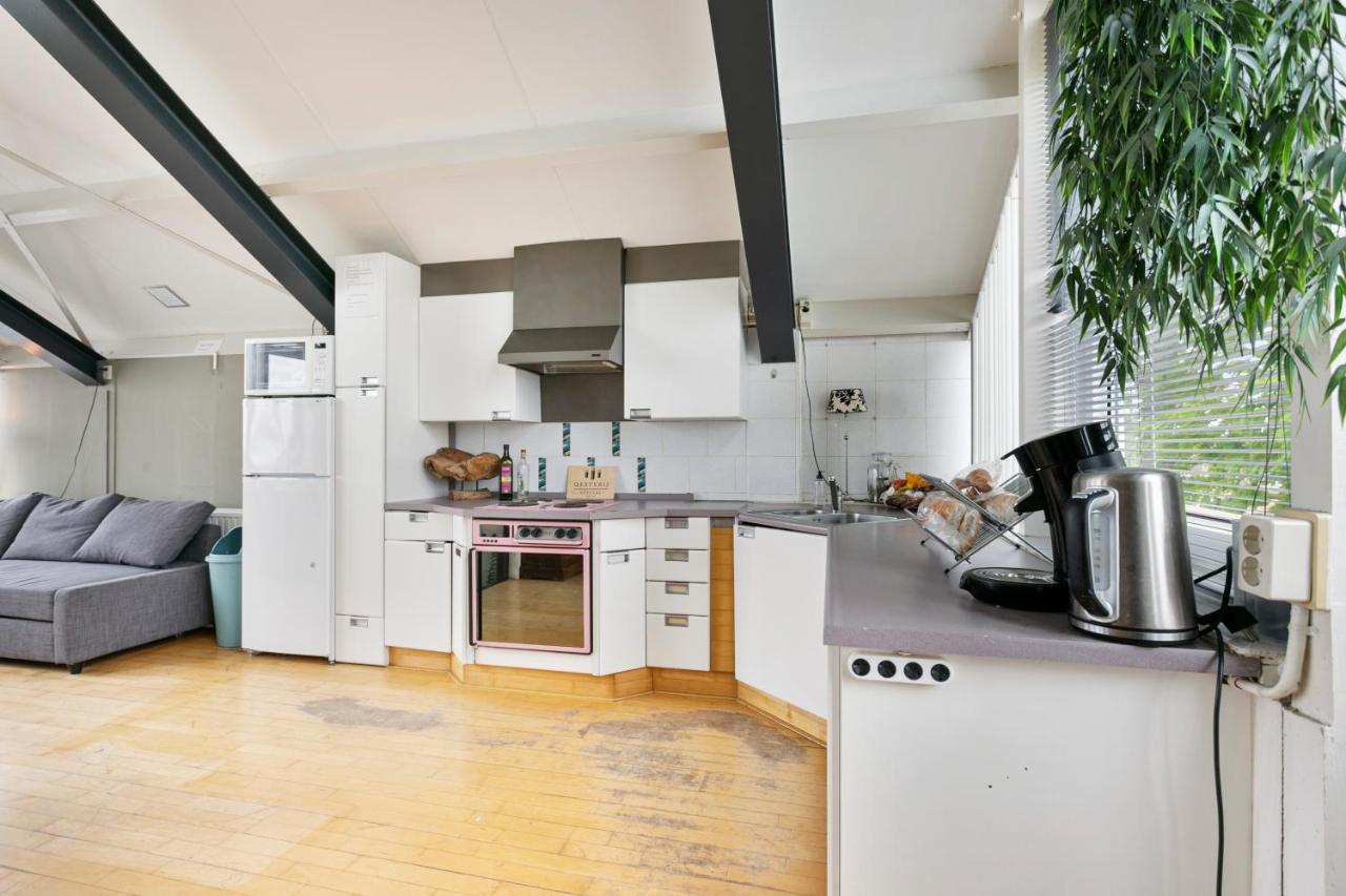 Mooi Huis Met Zeezicht Aan Strand Bed En Breakfast Yerseke Esterno foto
